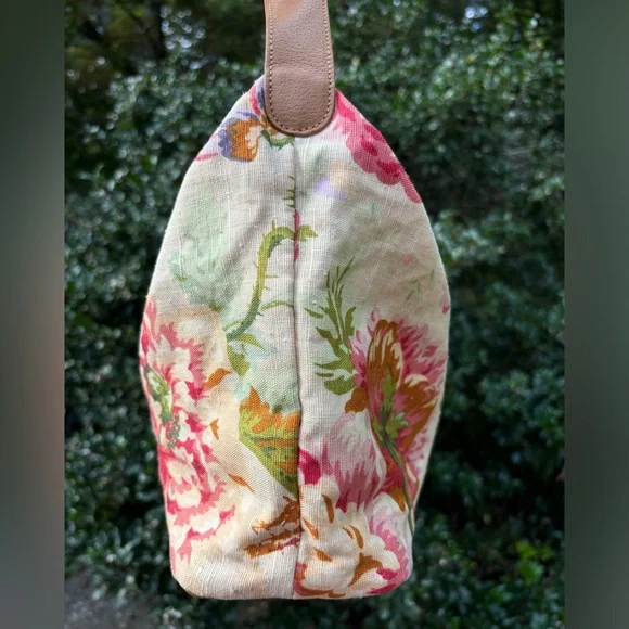 Furla Cream and Pink Floral Shoulder Bag A BEAUTY! - Picture 5 of 9